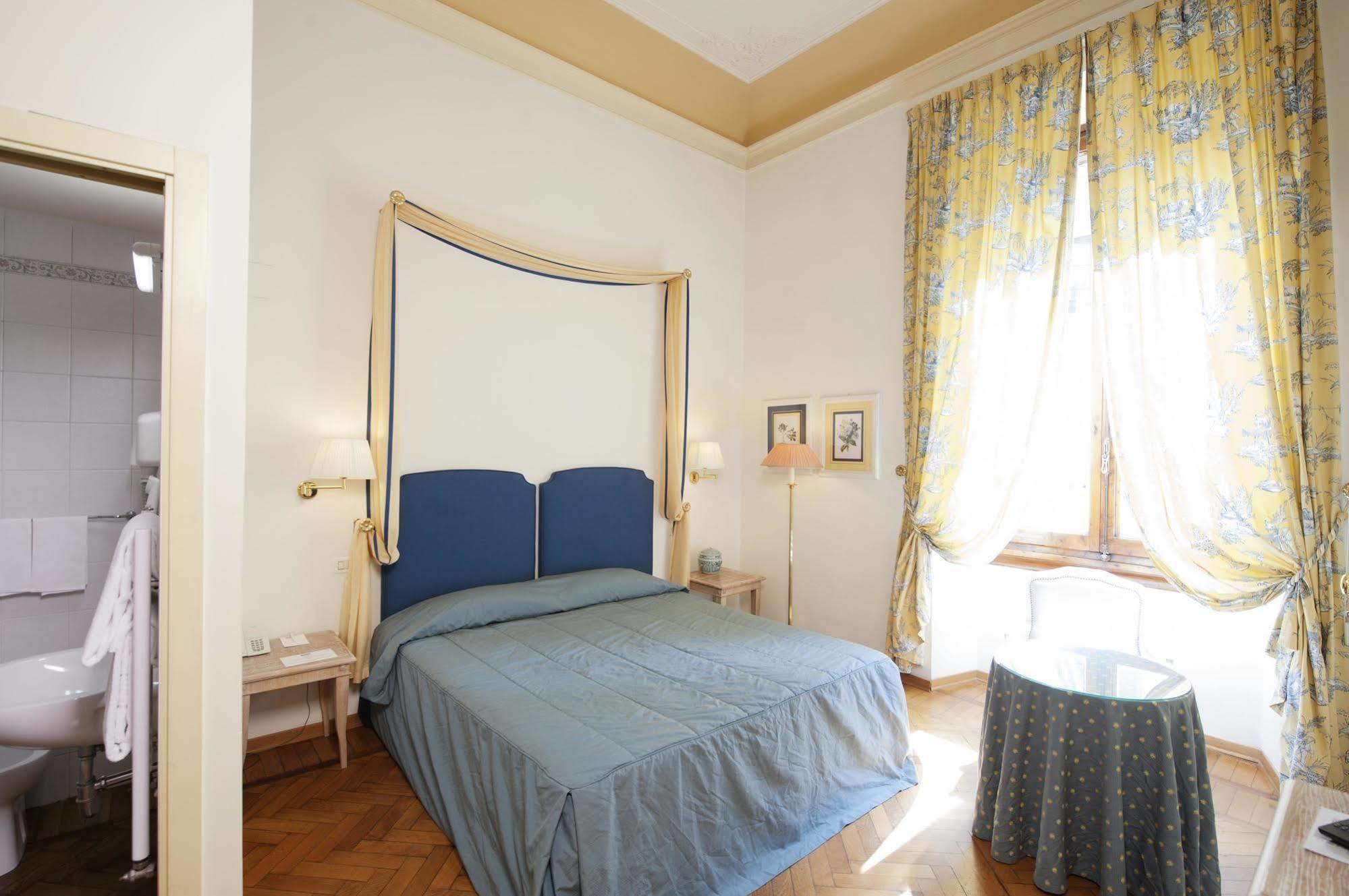 Palazzo Ruspoli Apartment Florence Exterior photo