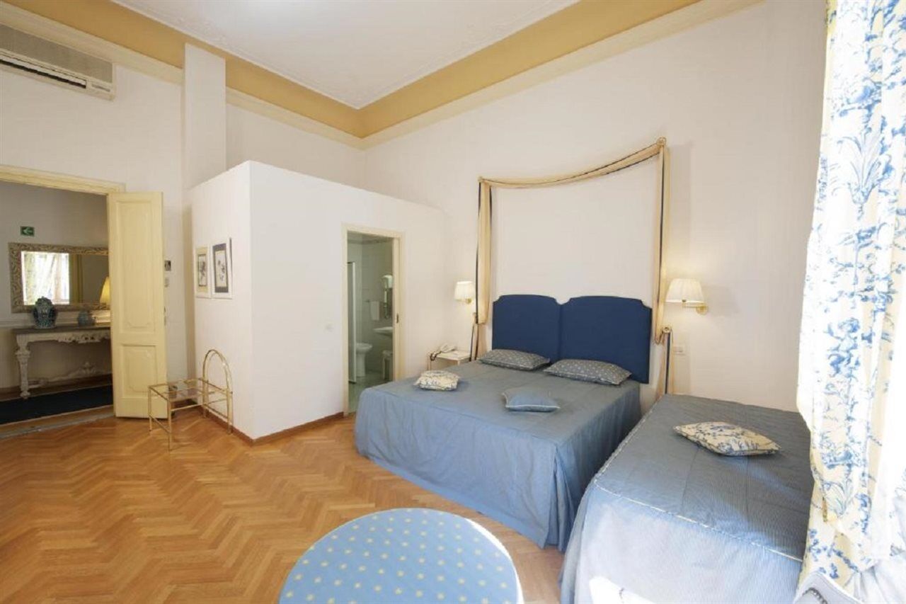 Palazzo Ruspoli Apartment Florence Exterior photo